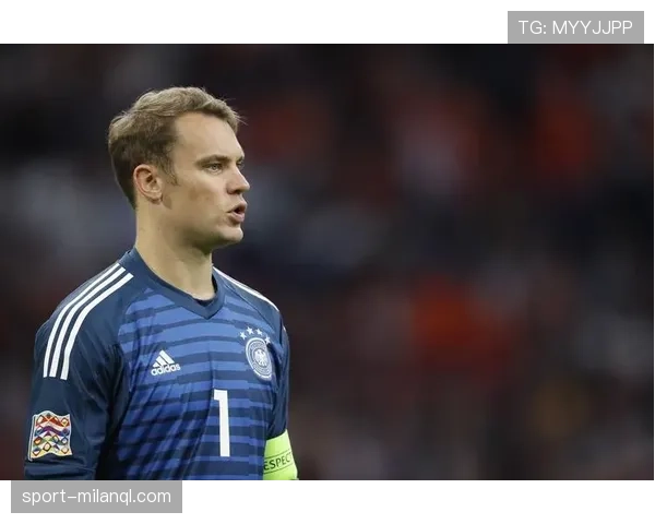 后场第一出球点：诺伊尔的脚下技术